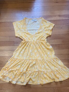 No Boundaries Yellow White Floral Ribbed Top